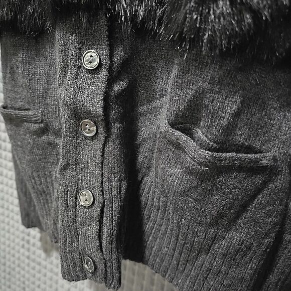 Faux Fur Wool Cardigan Sweater SzL-XL VeraWang Y2K Baddie Glam Boho Chic Preppy - Picture 6 of 16